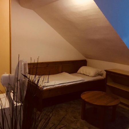 Y Hostel Balatonlelle Εξωτερικό φωτογραφία