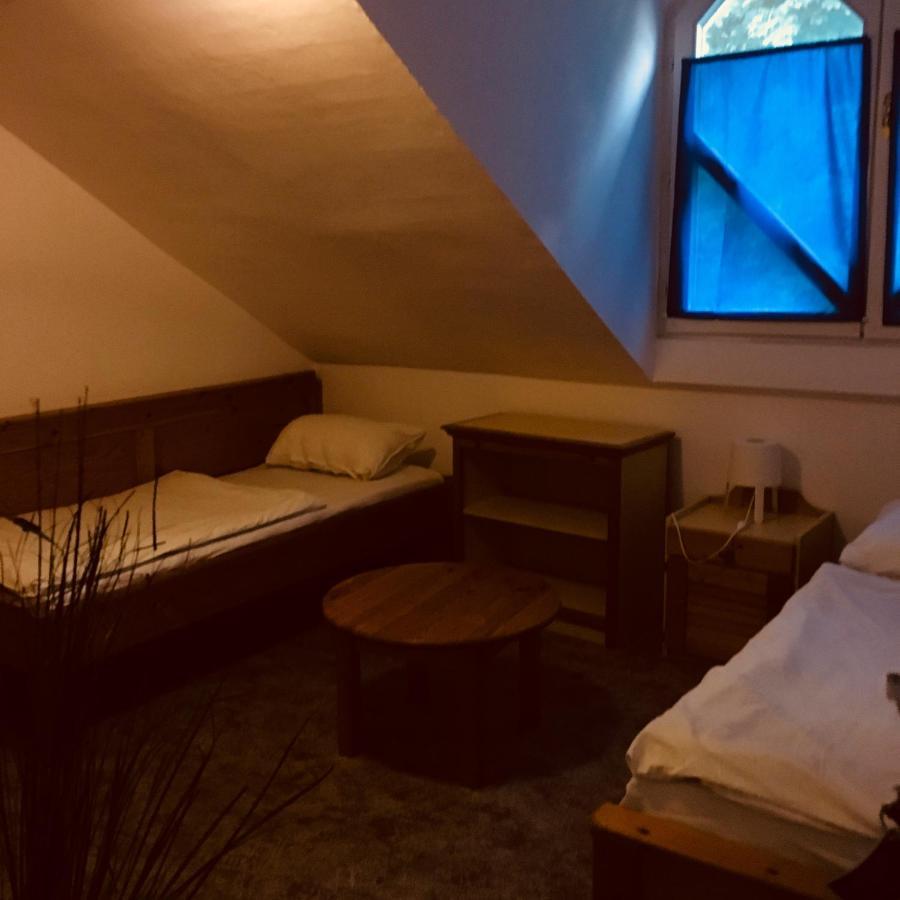 Y Hostel Balatonlelle Εξωτερικό φωτογραφία